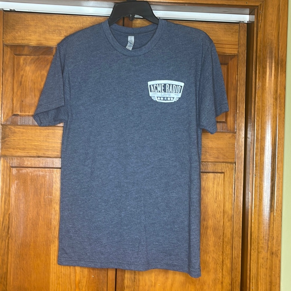 Acme Radio Live Nashville, TN T-shirt size small shirt sleeve grey